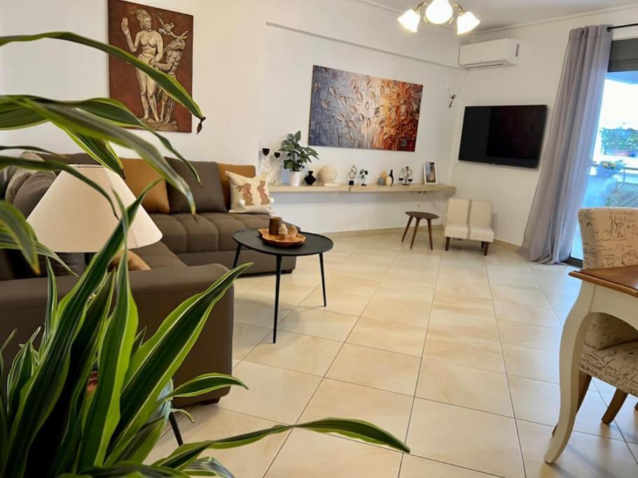 Elegant Apt 50Meters Close Acropolis Athens Exterior photo